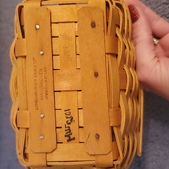 Longaberger Basket - Picture 3 of 4